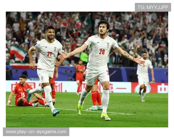 伊朗球队体能训练强化，伊朗队球员